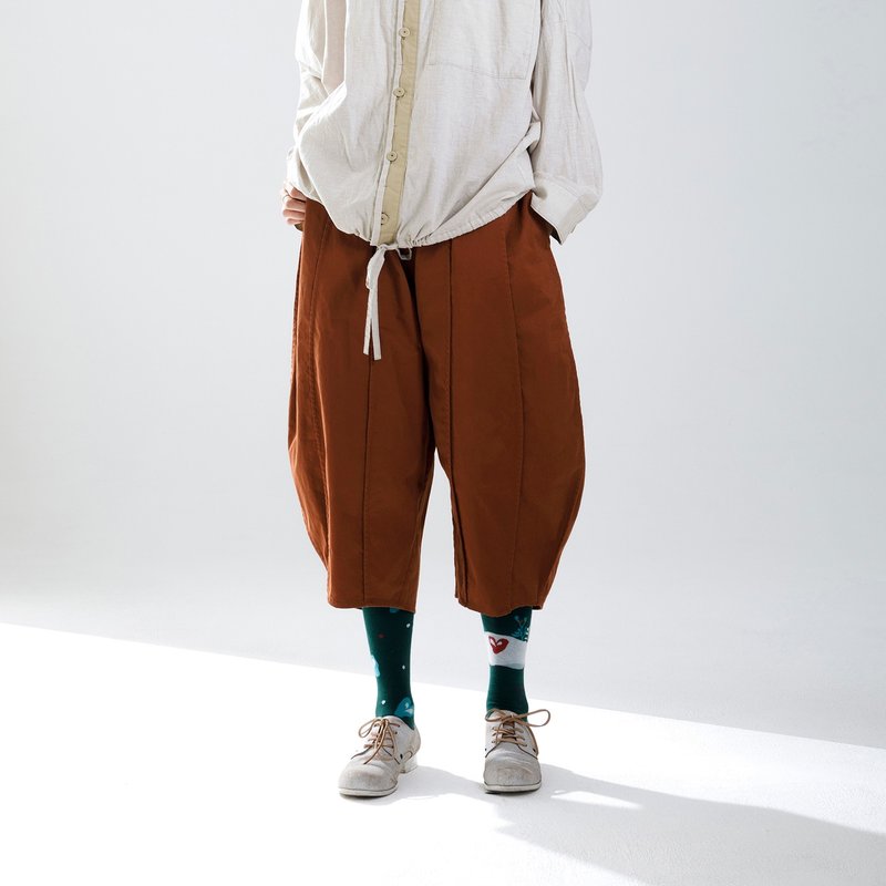 立体剪接褶线茧型裤 | 好评追加 - 中性裤装 - 棉．麻 咖啡色