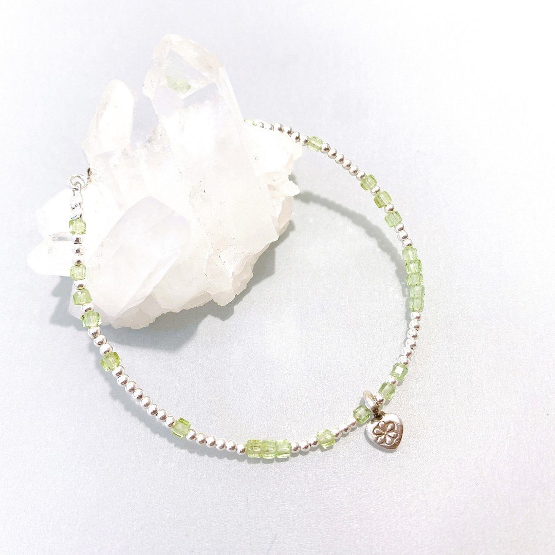 Ops Peridot silver bracelet -方糖/橄榄石/绿色/细致/简约/手链 - 手链/手环 - 银 绿色