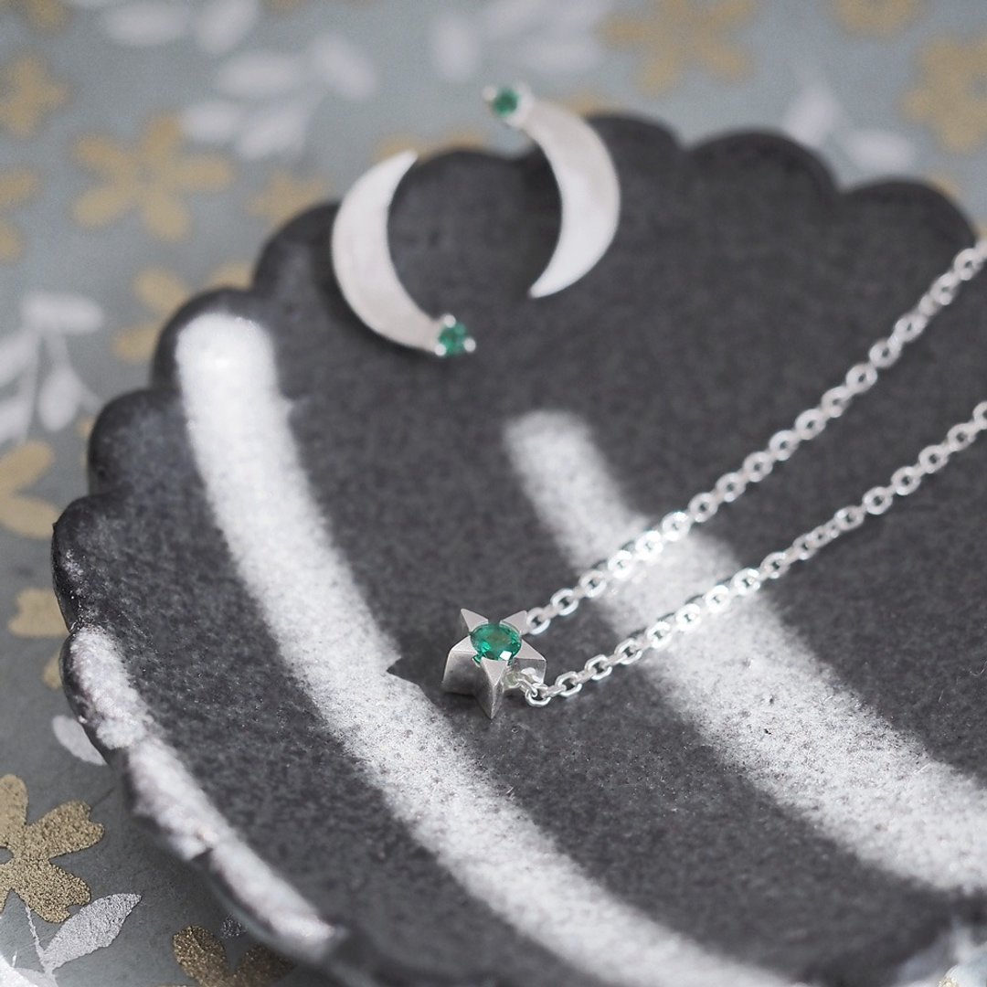 2 pieces set) emerald star & crescent necklace earrings set Silver 925 - 项链 - 其他金属 绿色