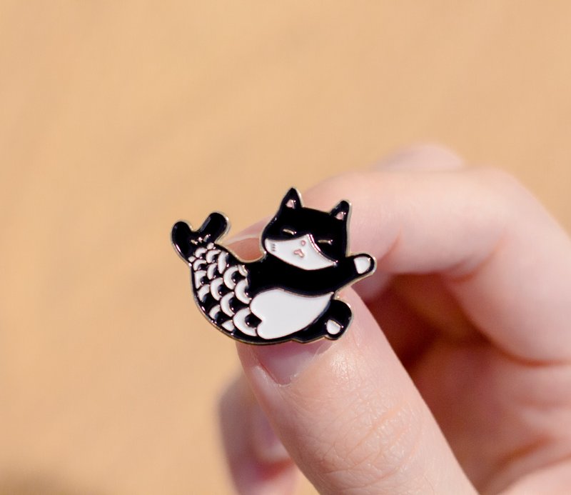 奔驰猫鱼金属别针 - 徽章/别针 - 其他金属 金色