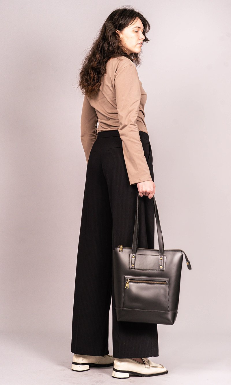 JUDI 小号 牛皮单肩背托特包 黑色 - 侧背包/斜挎包 - 真皮 黑色