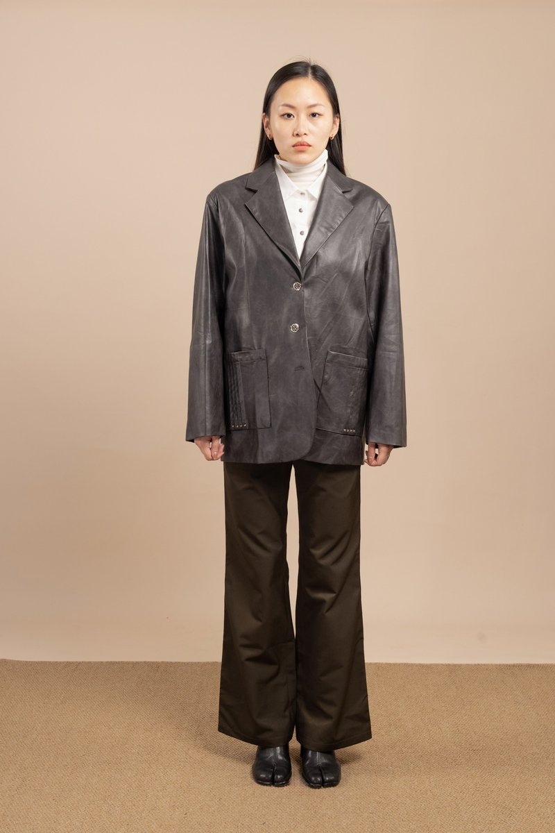 单排钮扣西装皮褛 Single-breasted blazer - 女装西装外套/风衣 - 其他材质 黑色