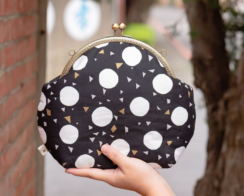 【白玉珍珠】复古金属口金包-大款#随身包#礼物 - 侧背包/斜挎包 - 棉．麻 黑色