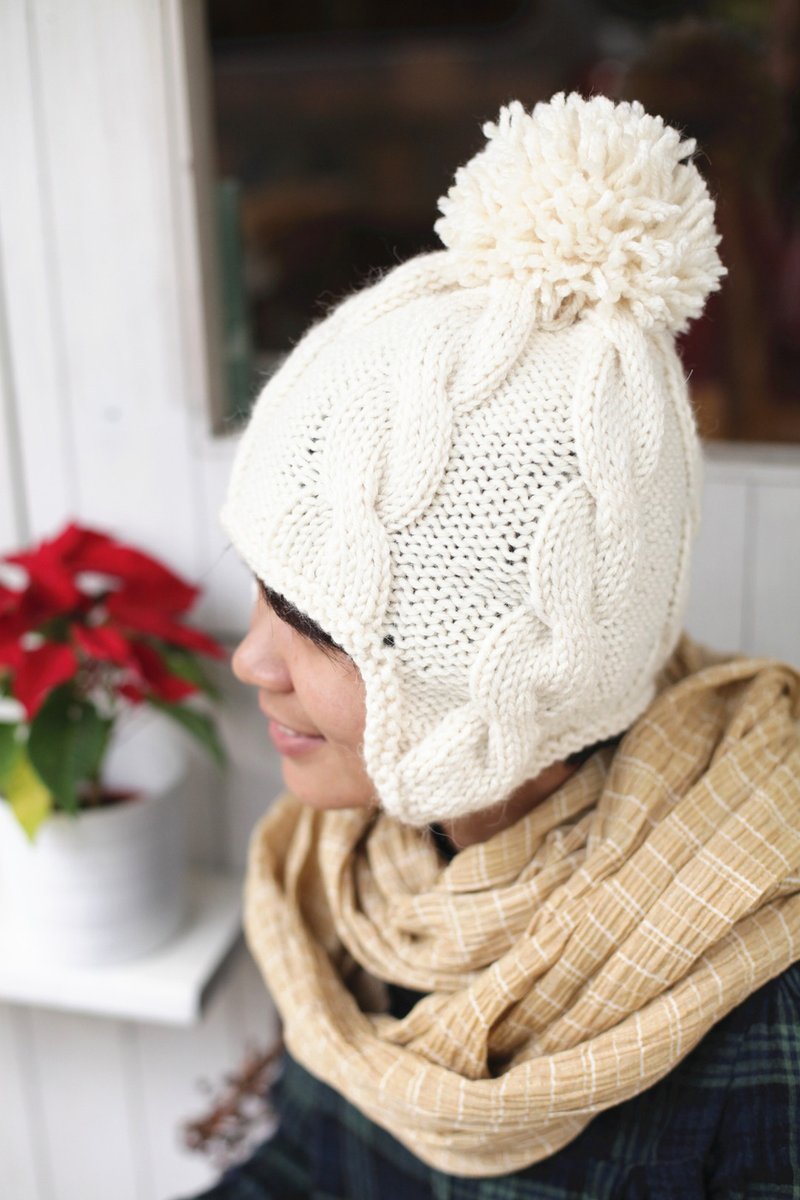 【好日手作】毛球球飞行帽 - 帽子 - 其他材质 白色