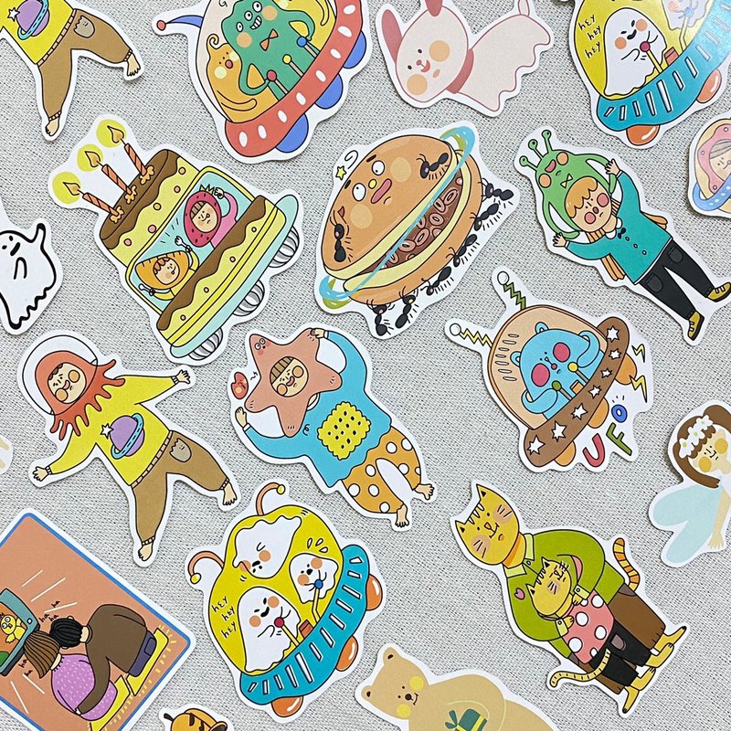 【MINI LIFE x Qing's】外星人随机款式贴纸 (六入) - 贴纸 - 纸 多色