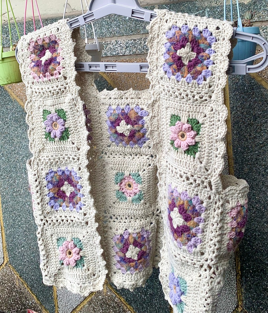 春和-小雏菊祖母格编织背心 复古祖母格马甲 Granny Square Crop - 女装背心 - 棉 