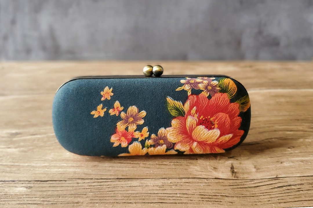 台湾客家花布  台湾布 眼镜盒 口金盒 笔盒 口金眼镜盒  蓝色 - 眼镜盒/眼镜布 - 棉 