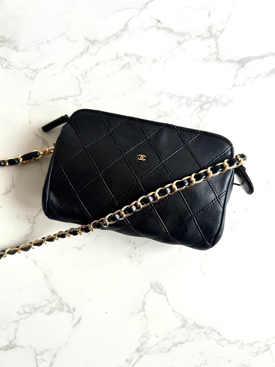 中古包 Chanel 黑金色小羊皮革斜背包 单肩包 侧背包 二手包 古董包 - 侧背包/斜挎包 - 真皮 黑色