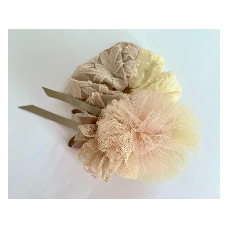 可持续的Shushu巧克力 - 发饰 - 其他材质 白色