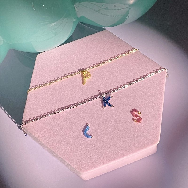 缀饰渐层琉璃手链 - 手链/手环 - 铜/黄铜 金色