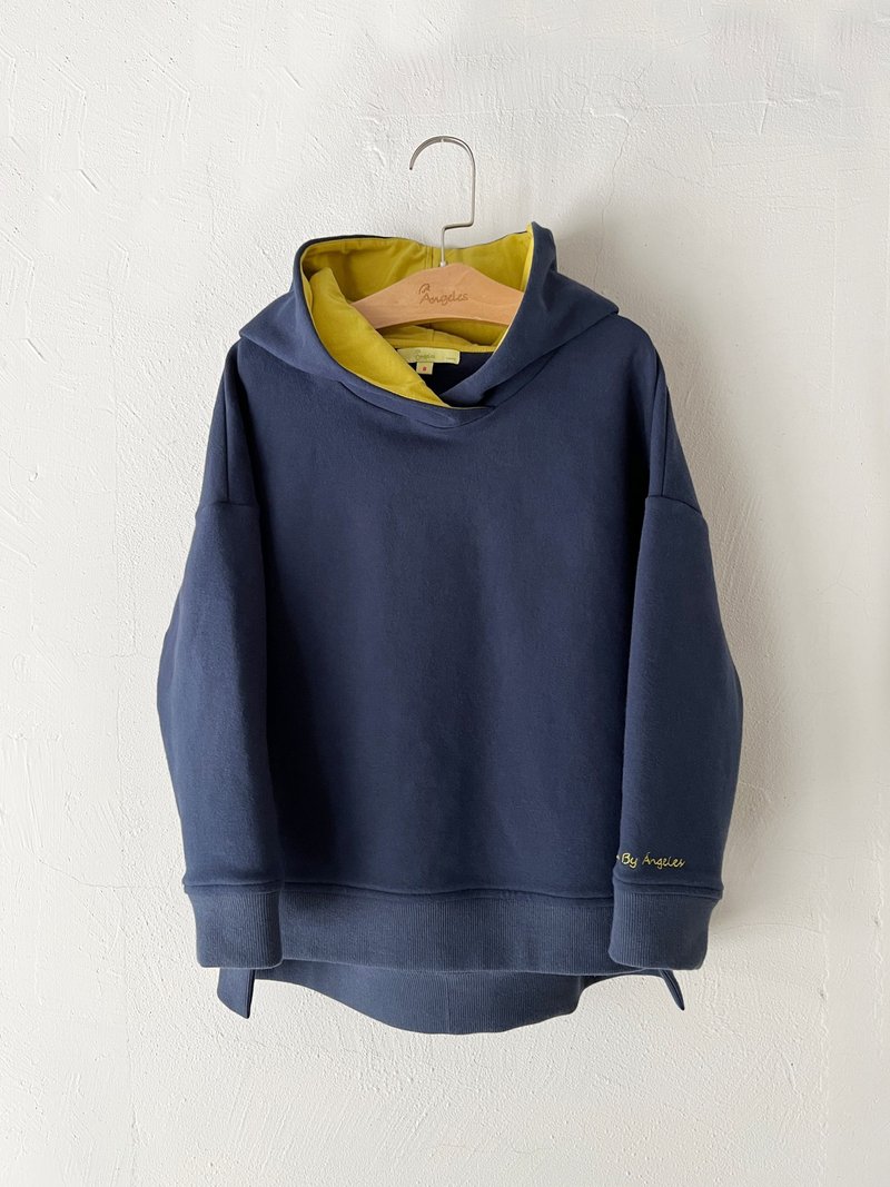 COMOYO 刺绣刷毛连帽上衣 (白/蓝 8A) - 童装上衣 - 棉．麻 