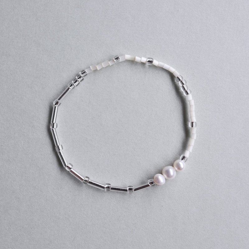 巴洛克珍珠玻璃透白珠链 / 珍珠手链 / 不规则淡水珍珠 / 玻璃珠 - 耳环/耳夹 - 珍珠 白色