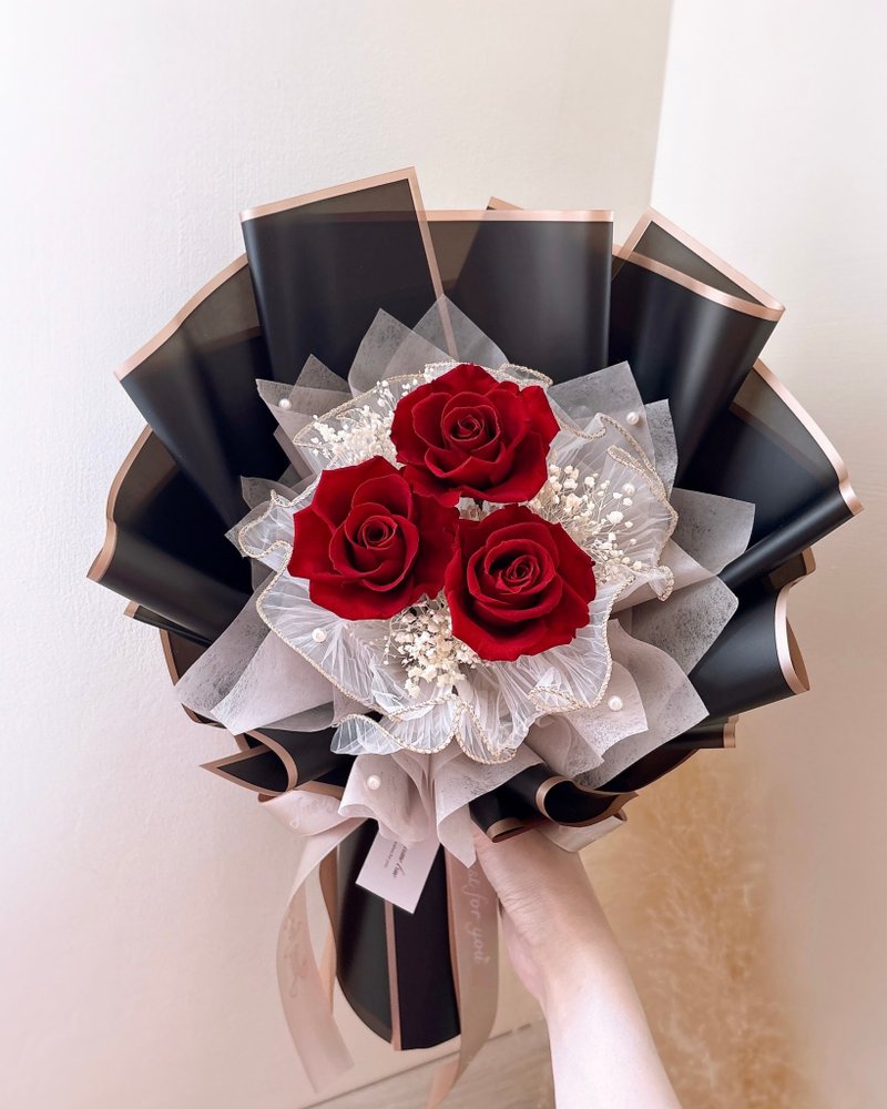 永生玫瑰花束-经典红玫瑰 l 红玫瑰花束 情人节花束 - 干燥花/捧花 - 植物．花 红色