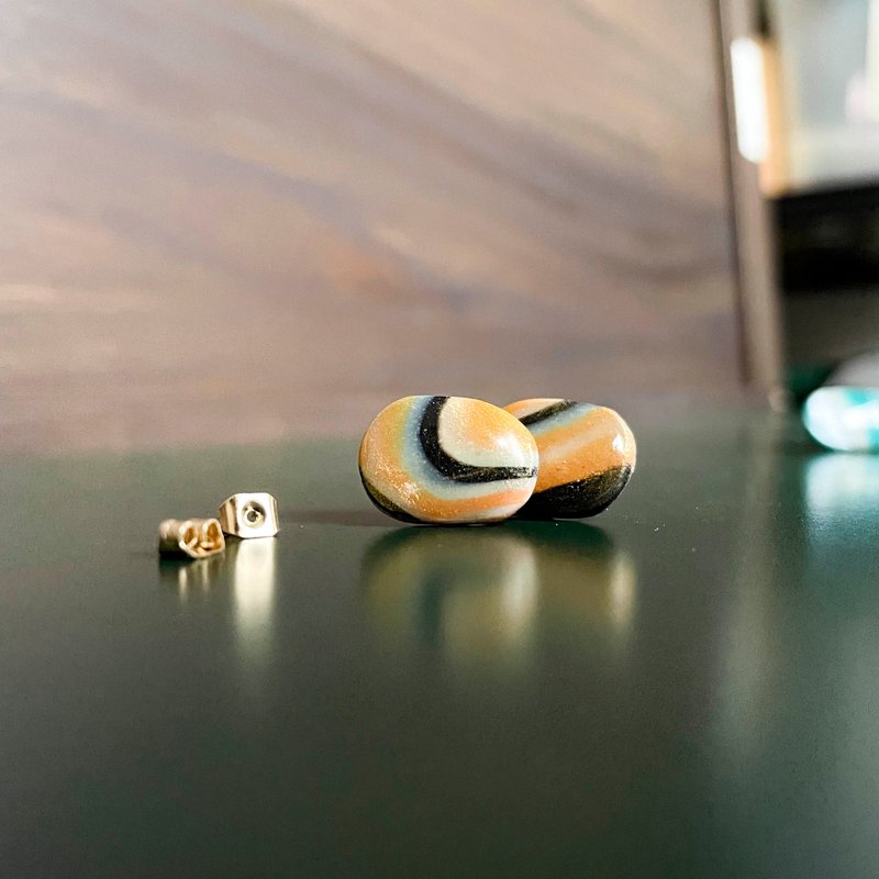 金蓝宝石耳钉 - 耳环/耳夹 - 其他材质 多色