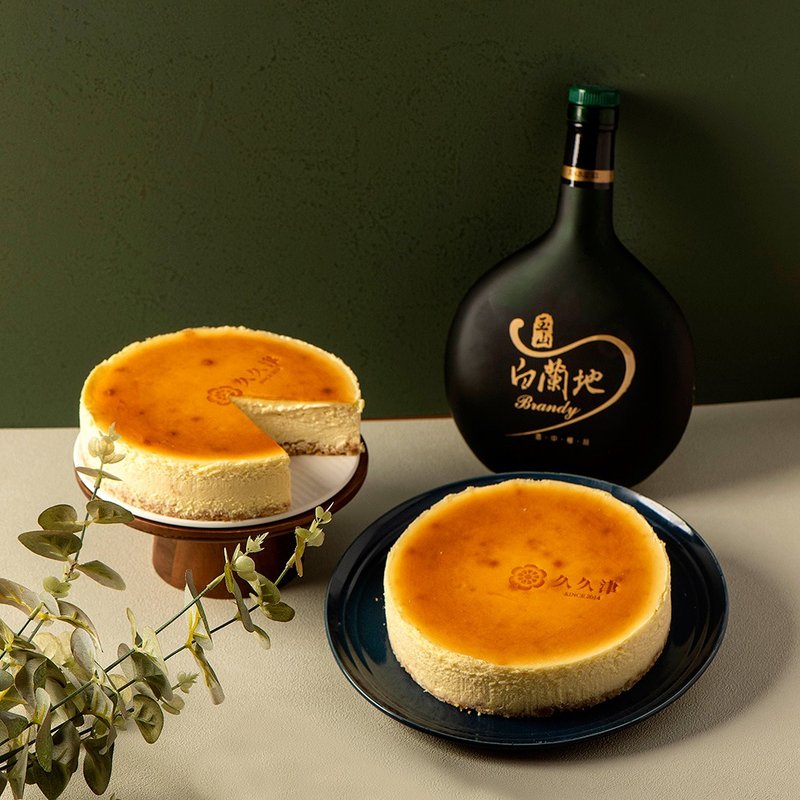 【久久津】白兰地奶酪蛋糕6寸(附爱心蜡烛1+花朵盘叉组1+蛋糕刀1) - 蛋糕/甜点 - 其他材质 