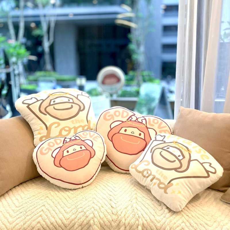 稣哥抱枕【God is Love、Praise the Lord】 - 枕头/抱枕 - 棉．麻 