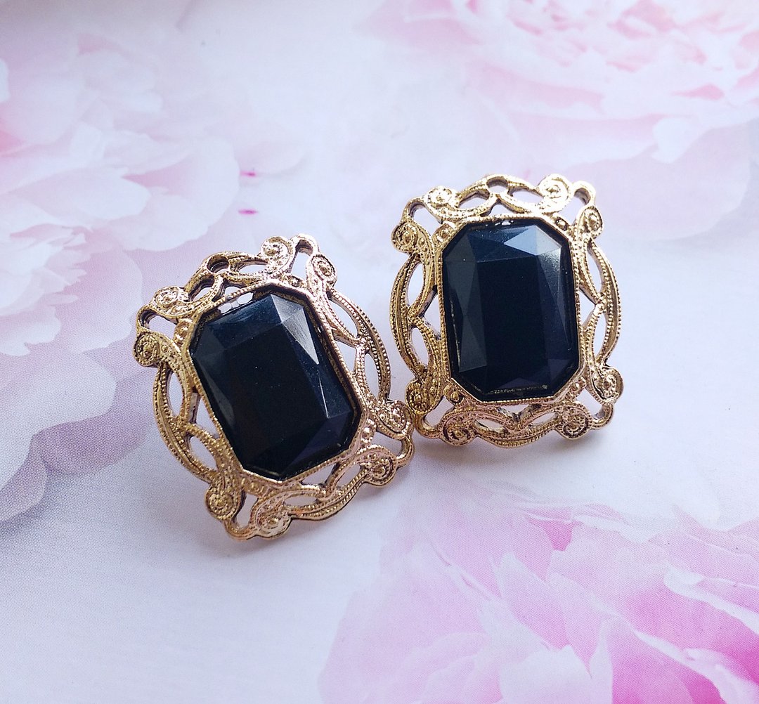 Vintage Jewelry 西洋古董饰品 金丝篓空框 复古 典雅 针式耳环 - 耳环/耳夹 - 其他金属 金色