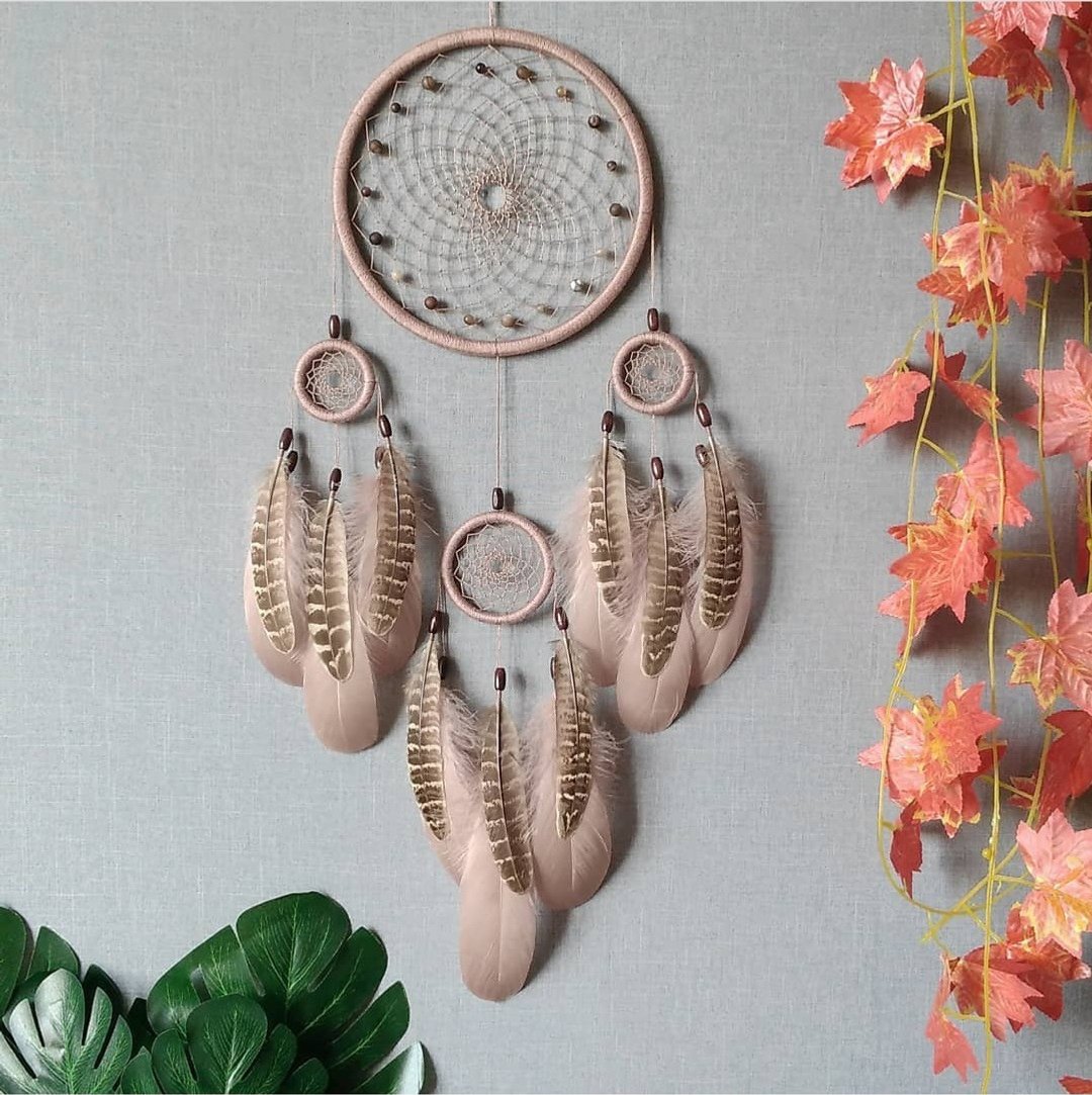 Large dream catcher with natural stones. Beige dream catcher. Bedroom wall decor - 墙贴/壁贴 - 其他材质 咖啡色