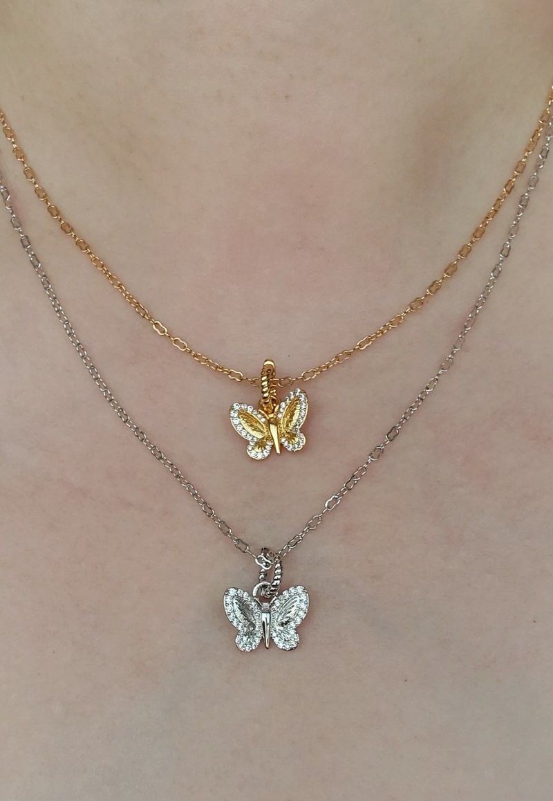 黄铜镀铑项链 ~ 蝴蝶项链 ~ 可调长短项链 ~ 水钻锁骨项链 ~ 银 - 项链 - 铜/黄铜 银色