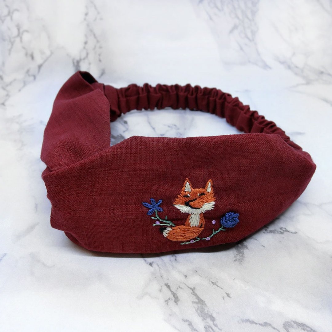 【壳艺品】狐狸与玫瑰100%纯手作刺绣发带 - 发带/发箍 - 棉 红色