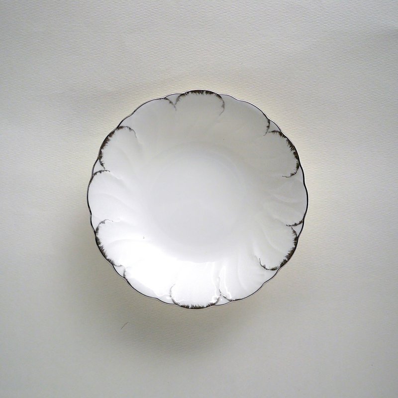 Platinum Jubilee 文华白金禧骨瓷点心钵(15cm) - 盘子/餐盘/盘架 - 其他材质 白色