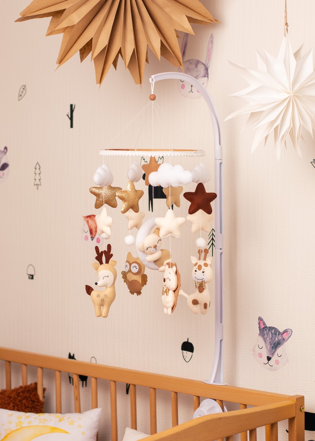Baby mobile neutral nursery beige gold stars and clouds - 玩具/玩偶 - 其他材质 金色