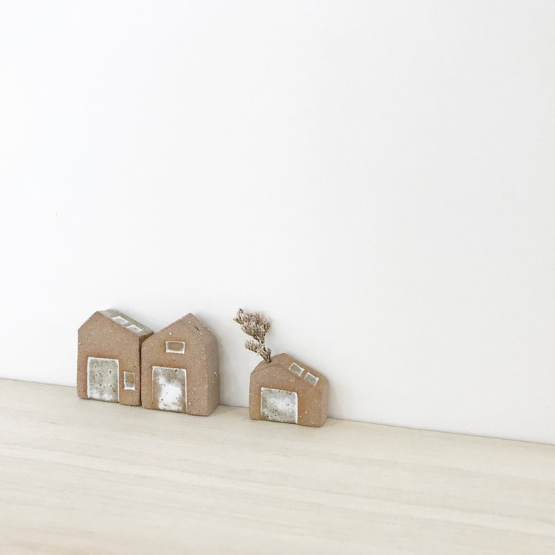 陶土小屋 | 摆饰 |  花器丨香薰扩香石丨中丨M - 花瓶/陶器 - 陶 咖啡色