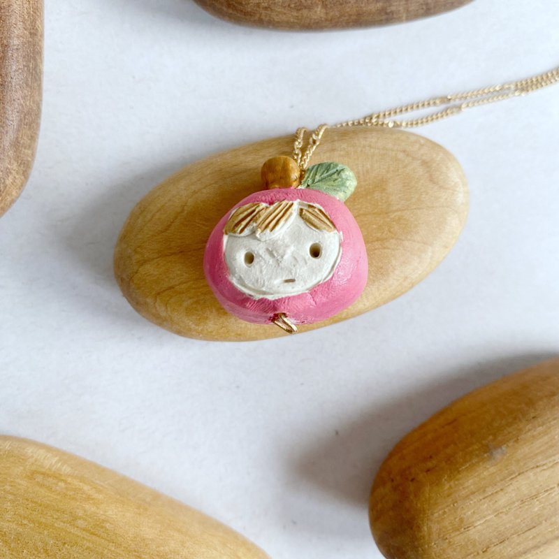 Apple girl necklace / handmade ceramic - 项链 - 陶 红色
