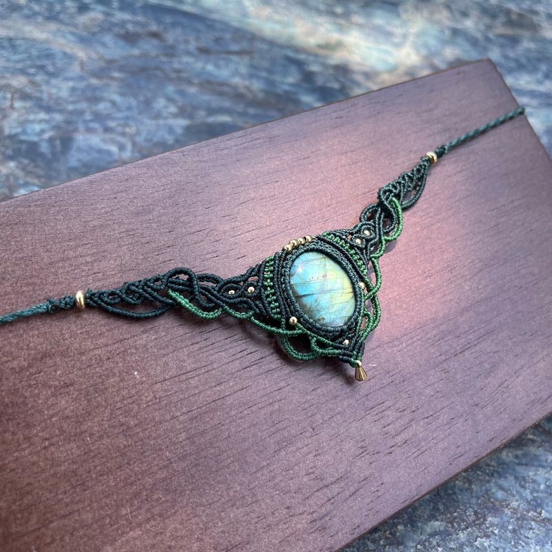 喜迎瑶 Macrame 拉长石 蜡线项链 手工编织 嬉皮 民族风 锁骨链 - 项链 - 水晶 绿色