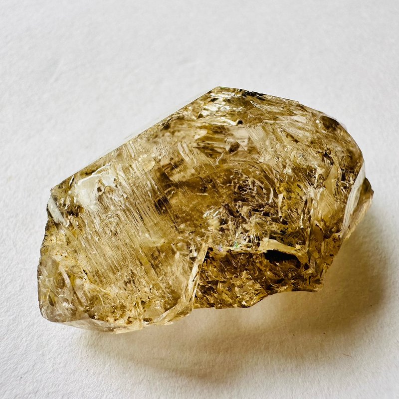 巴基斯坦黄泥骸骨水晶 银26开窗骨干水晶 原石原矿标 磁场脉轮 - 摆饰 - 其他材质 金色