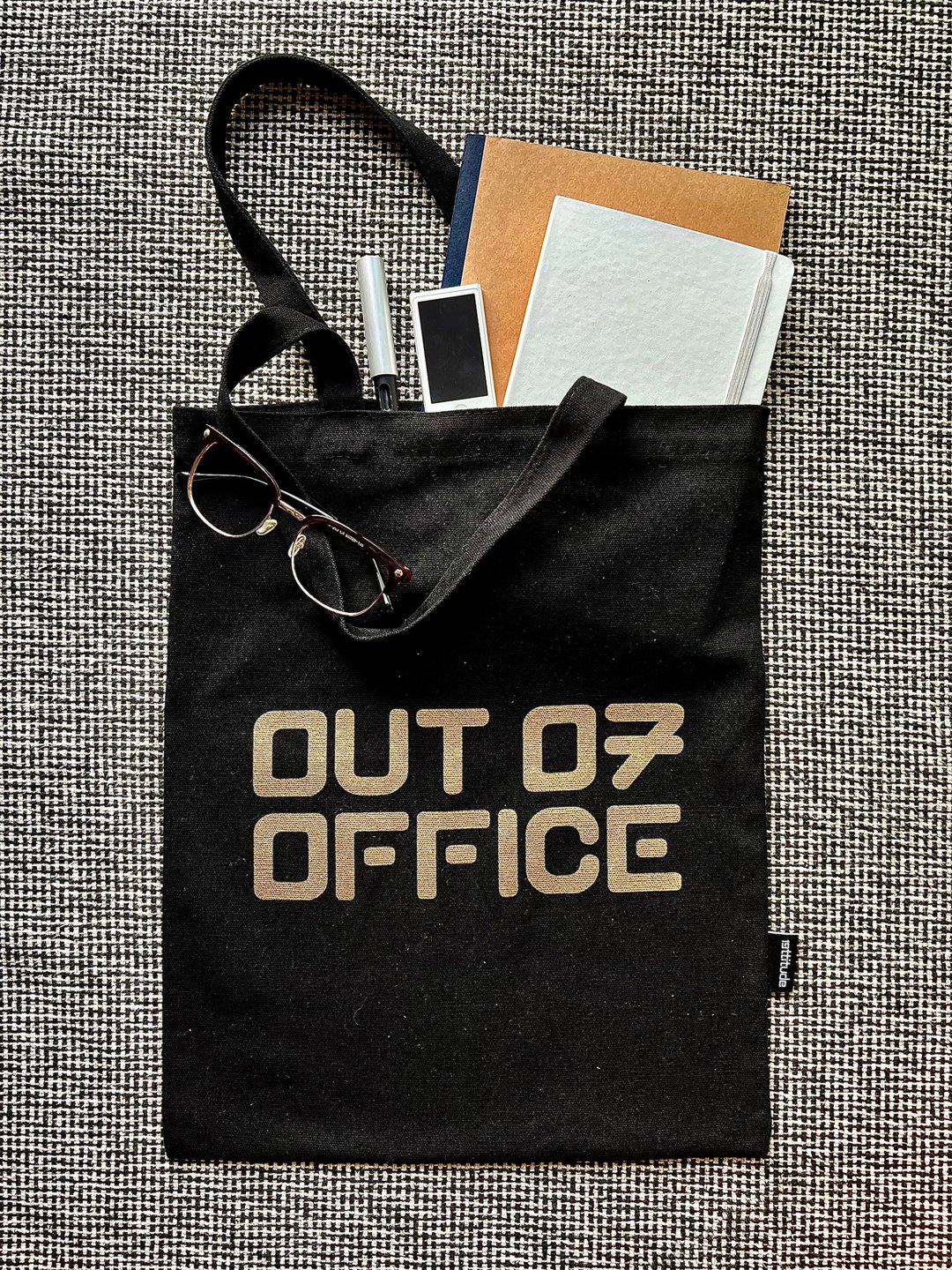out 07 office/多用途晒命帆布袋/totebag/托特包/环保袋/手提袋 - 侧背包/斜挎包 - 棉 黑色
