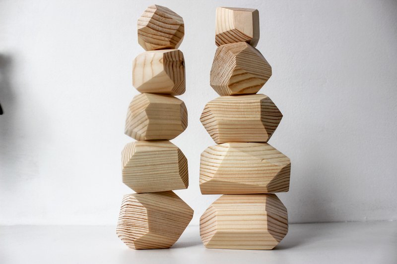 Tumi Ishi - natural wood Rocks stacking toy, montessori building blocks set - 玩具/玩偶 - 木头 咖啡色