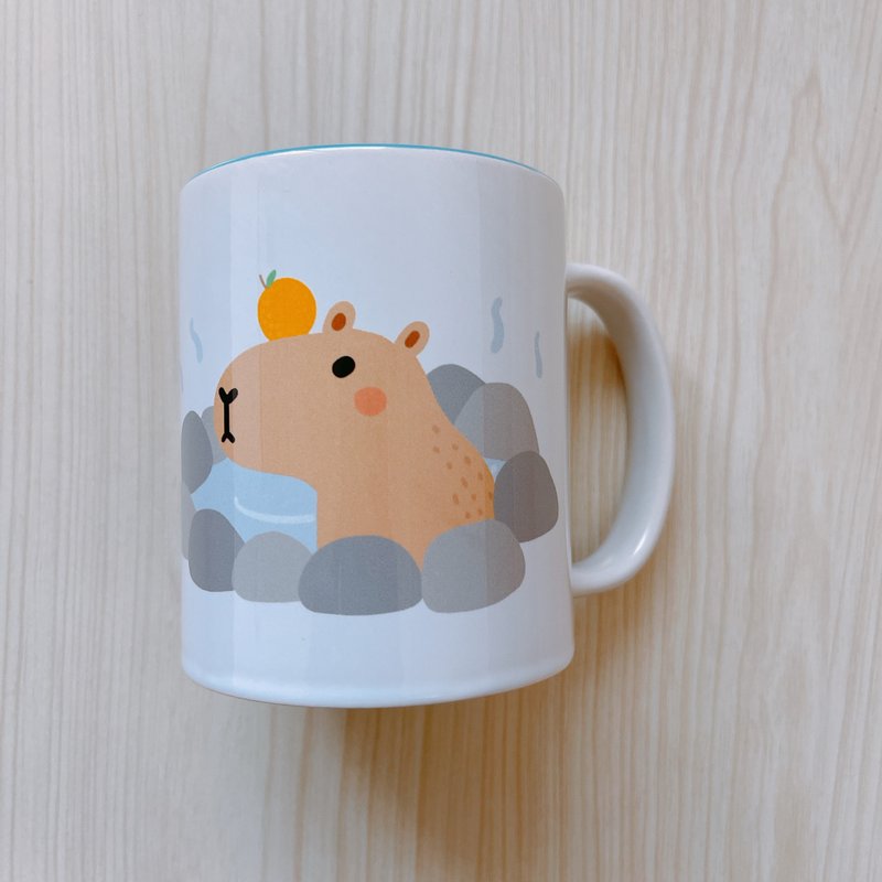 水豚 富士山 马克杯 内部蓝色 - 咖啡杯/马克杯 - 瓷 