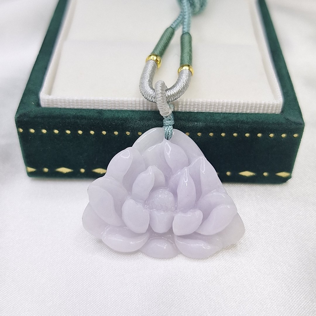 温润薰衣草紫 精雕莲花 吊坠 | 天然缅甸玉A货翡翠 - 项链 - 玉石 