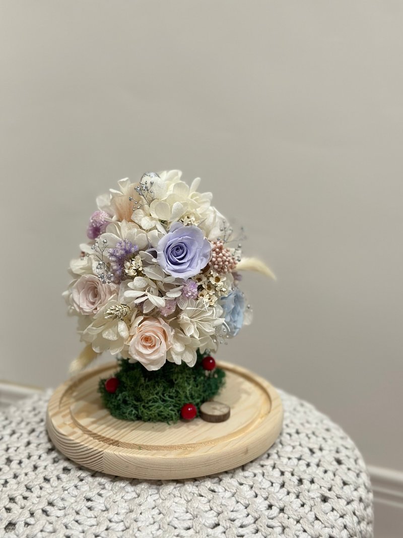 浪漫白色圣诞树 永生花树 玻璃罩 圣诞礼物 浪漫花礼 - 摆饰 - 植物．花 