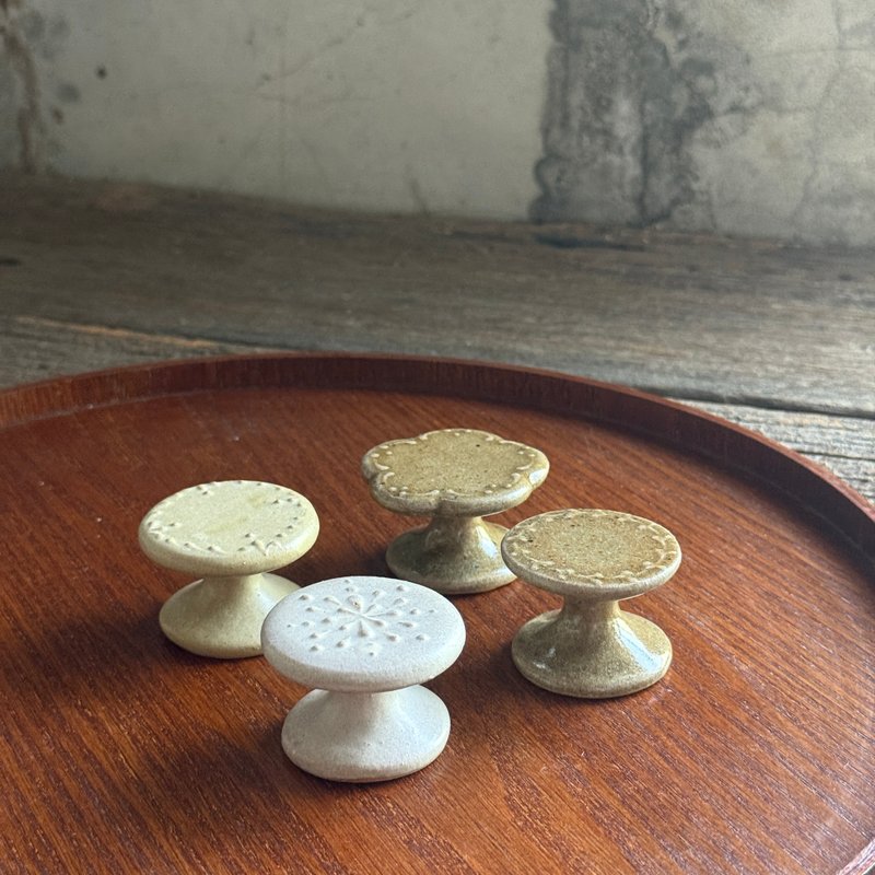 小物_盖置_戒指台 - 摆饰 - 陶 白色