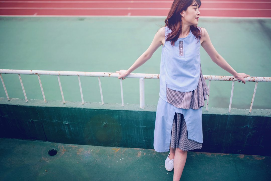Inessa 荷叶无袖polo衫 - 女装上衣 - 棉 蓝色