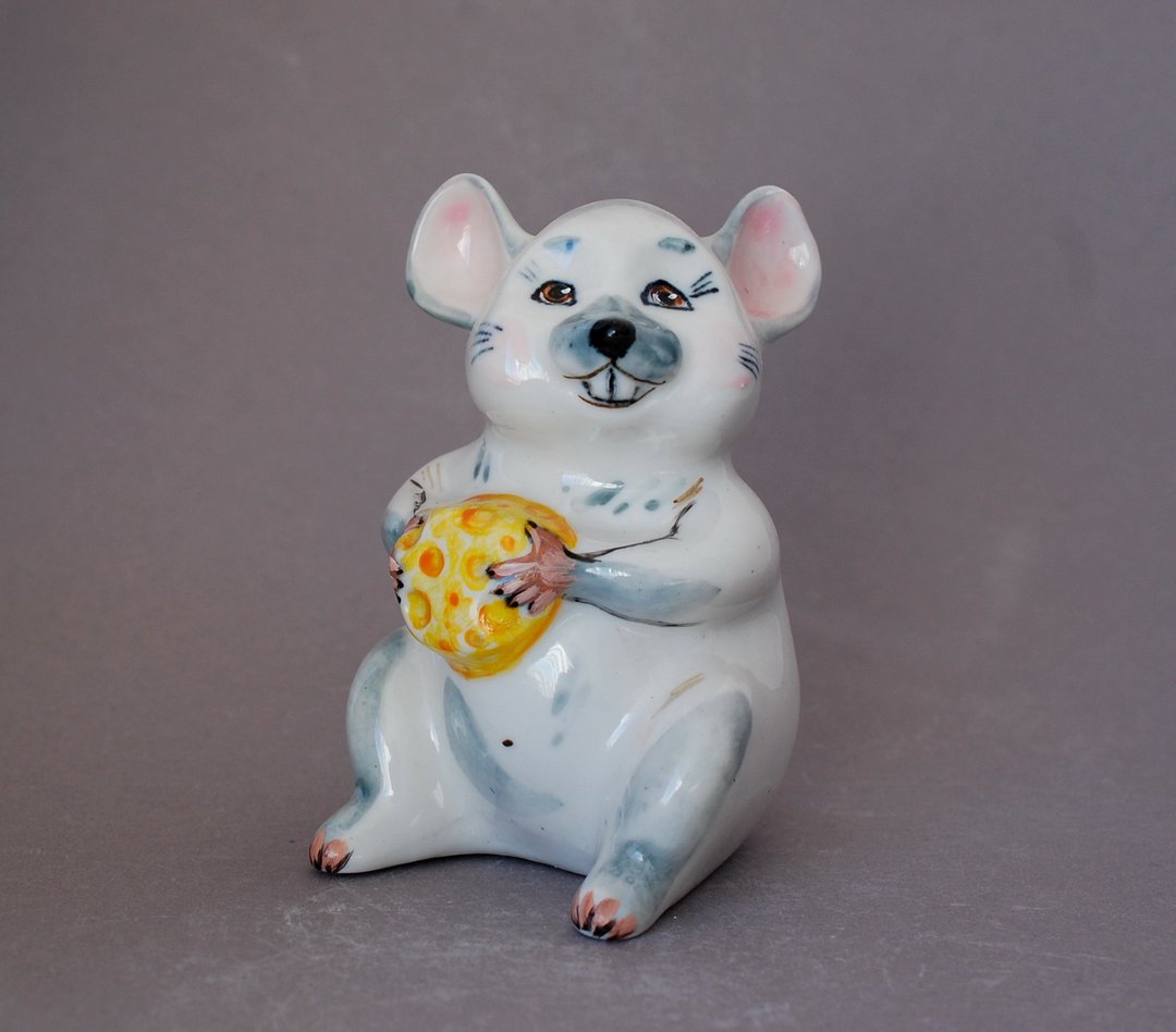 Cheese Mouse Porcelain Figurine Funny Cute Rat - 摆饰 - 瓷 多色