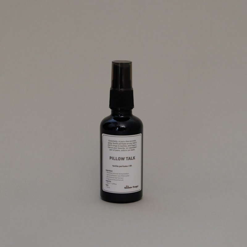 09' PILLOW TALK / 织品香氛喷雾 - 香薰/精油/线香 - 其他材质 黑色