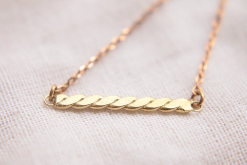 <☞ HAND IN HAND ☜>  黄铜-麻花卷 项链 (0795) - 项链 - 其他金属 金色