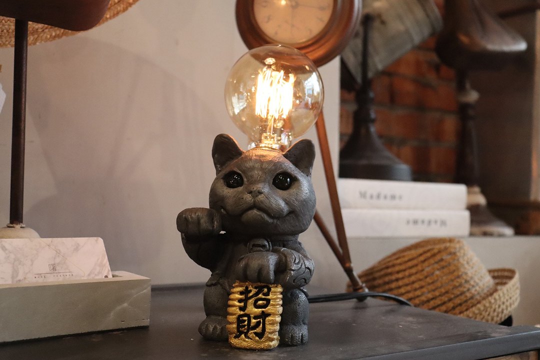 曙MUSE 招财猫水泥桌灯 LED灯 钨丝灯泡 原创 设计 - 灯具/灯饰 - 水泥 灰色