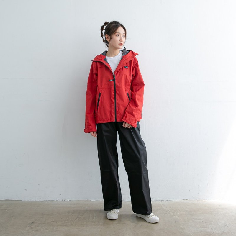 背客 Packerism 夹克式背包款冲锋雨衣搭配尼龙黑雨裤-绯红 - 雨伞/雨衣 - 防水材质 红色