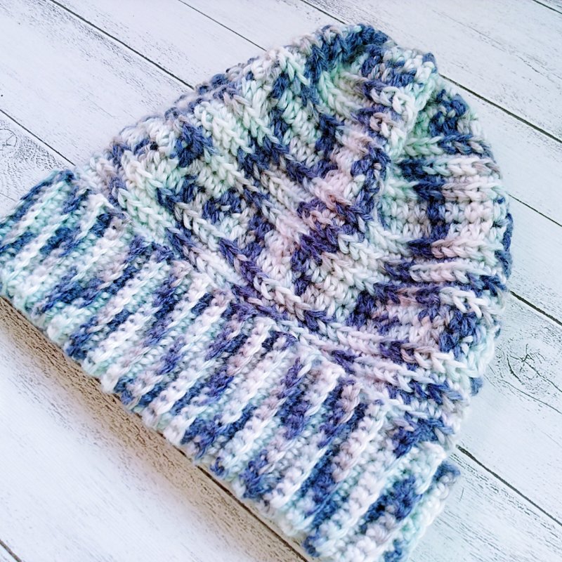 限量一件 斜纹蓝白渐层棉柔横编反折毛帽 手工编织 毛线帽 - 帽子 - 棉．麻 蓝色