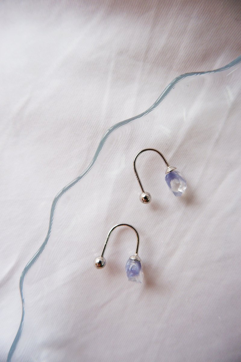 Crystal Lavender 简钓U型耳环 - 耳环/耳夹 - 纯银 