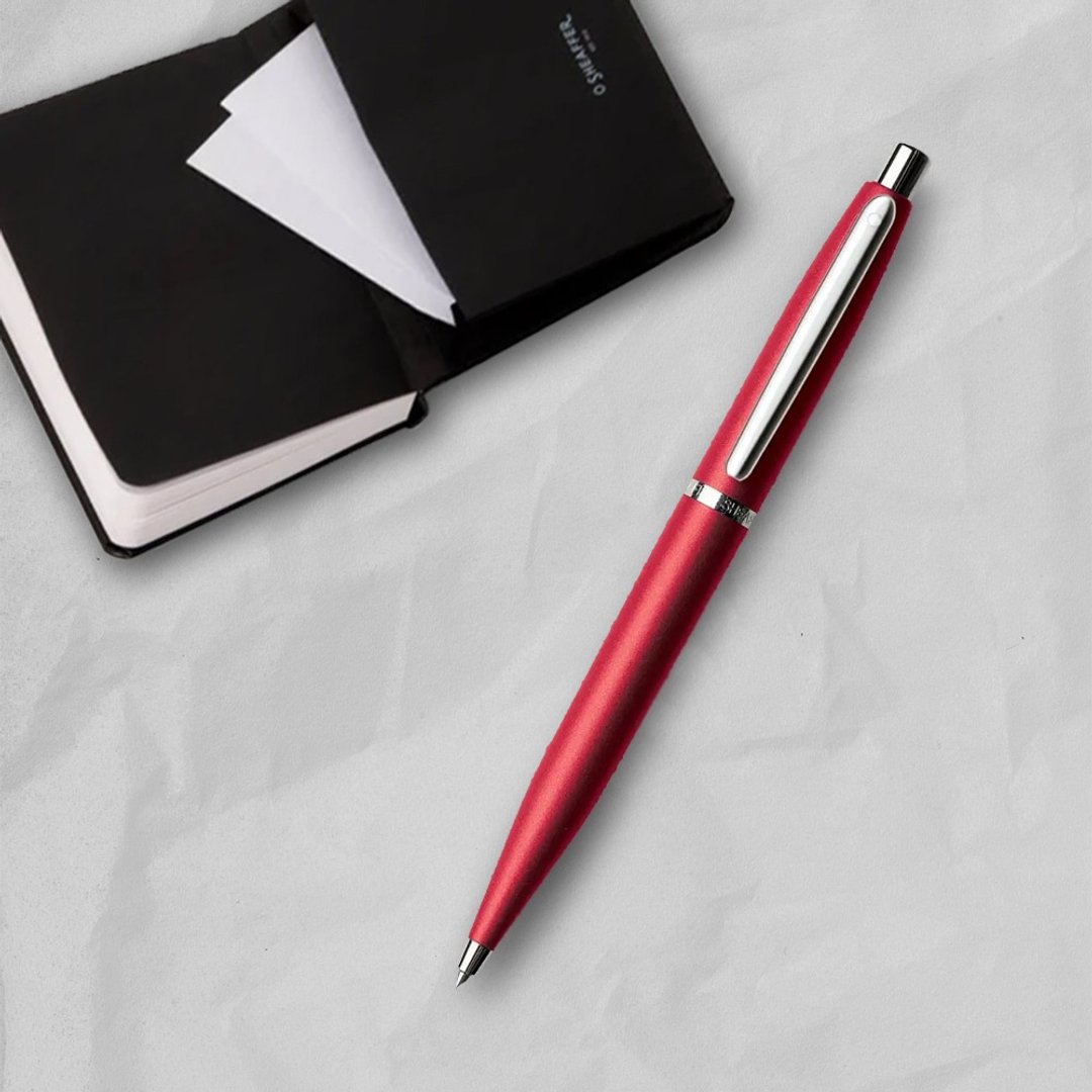 【SHEAFFER】VFM 系列极致红原子笔+A6 笔记本礼盒 免费刻字 - 圆珠笔/中性笔 - 其他金属 红色