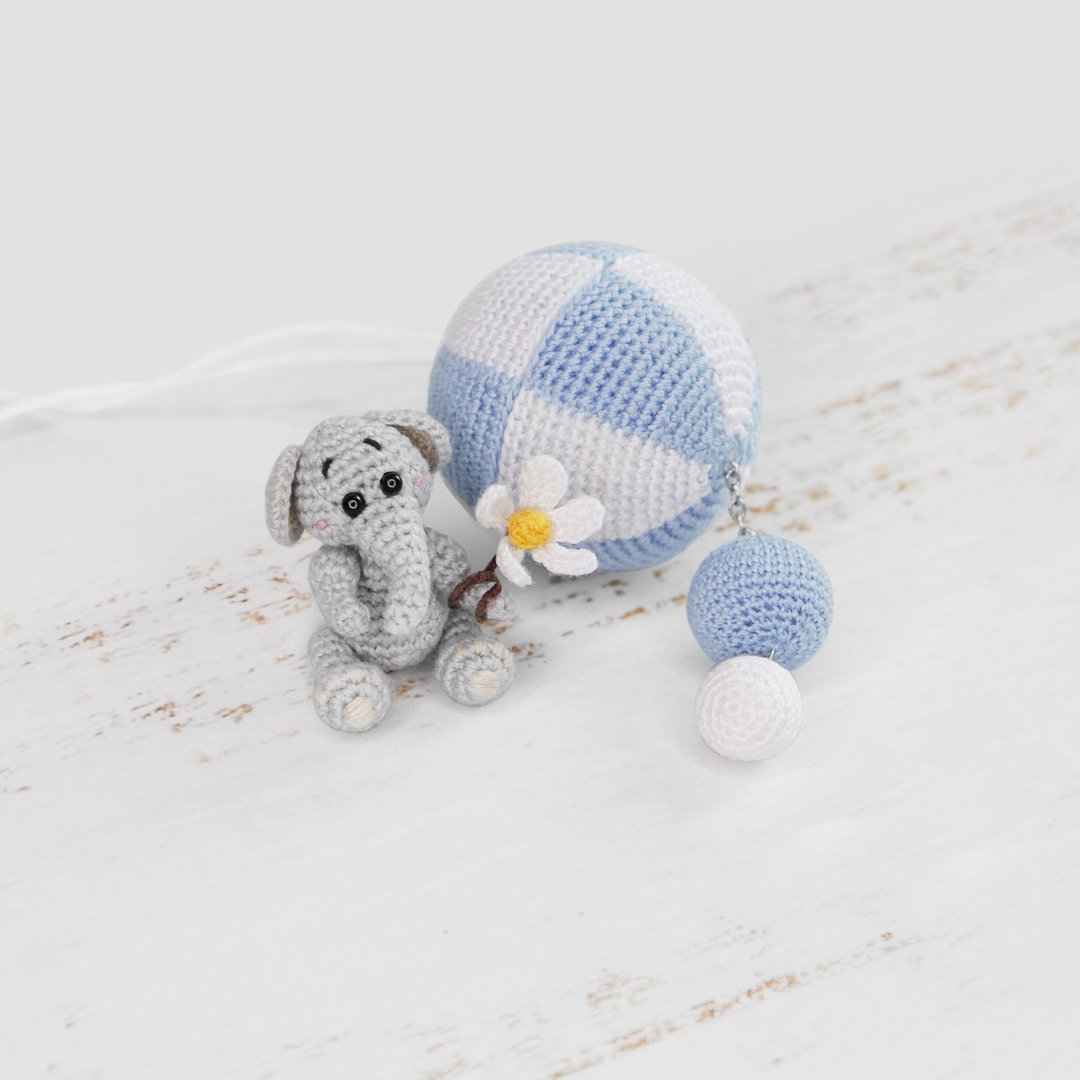 Crochet pattern Micro Elephant Surprise ball, PDF Digital Download, DIY mini - 手工艺教程/工具书 - 其他材质 