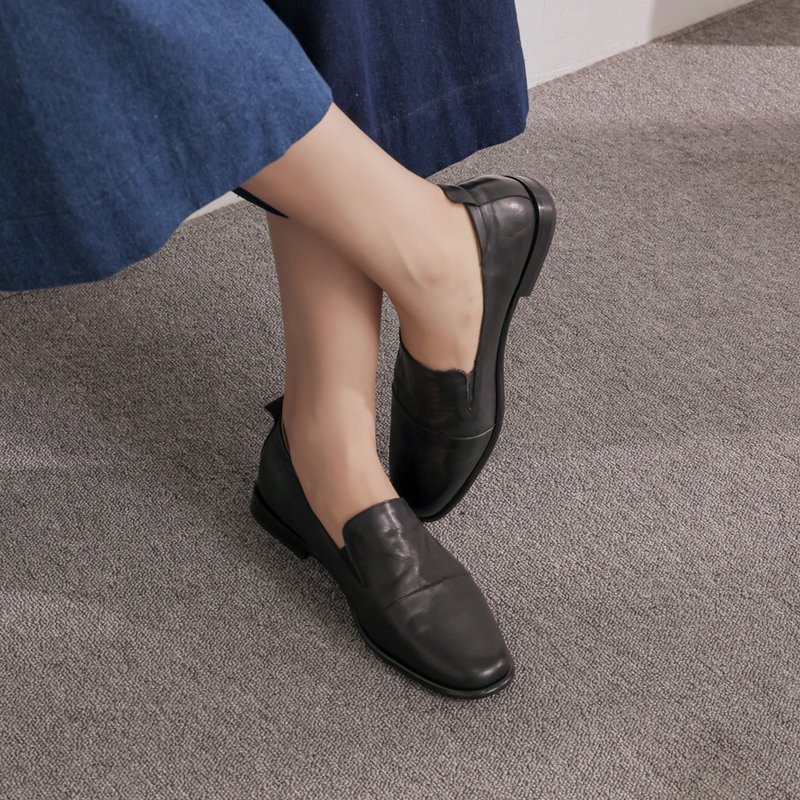 文青-圆头皱皮穆勒鞋-黑色 - 女款牛津鞋/乐福鞋 - 真皮 黑色