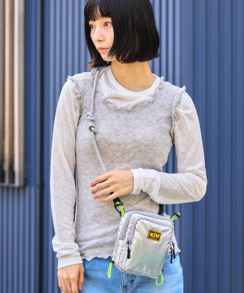 【热门预购】KiU 蓬蓬松松迷你斜背包 (三色) K485 - 侧背包/斜挎包 - 其他人造纤维 