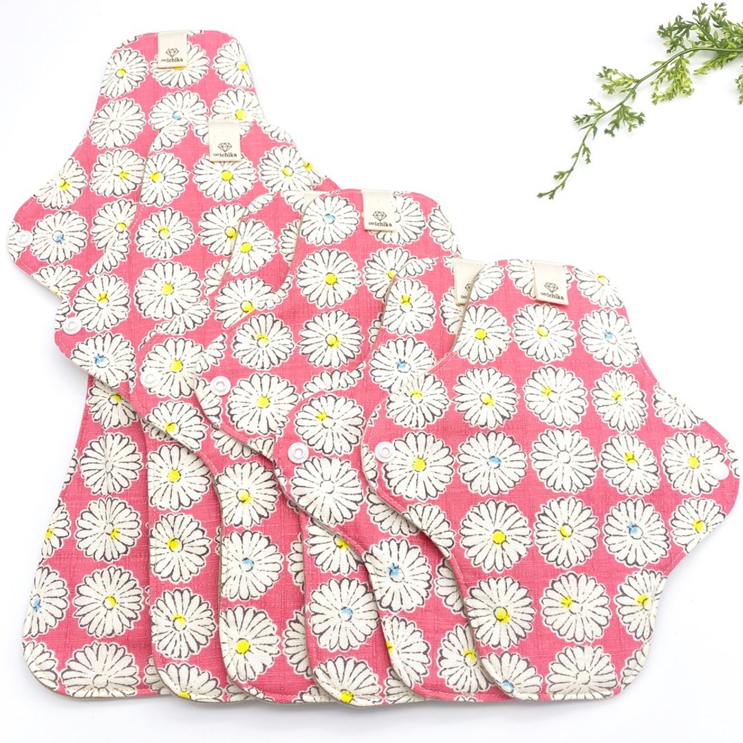 Sanitary napkin 6-piece set Cute cloth napkin using organic cotton Menstrual menstrual pain Margaret - 生理用品 - 棉．麻 多色