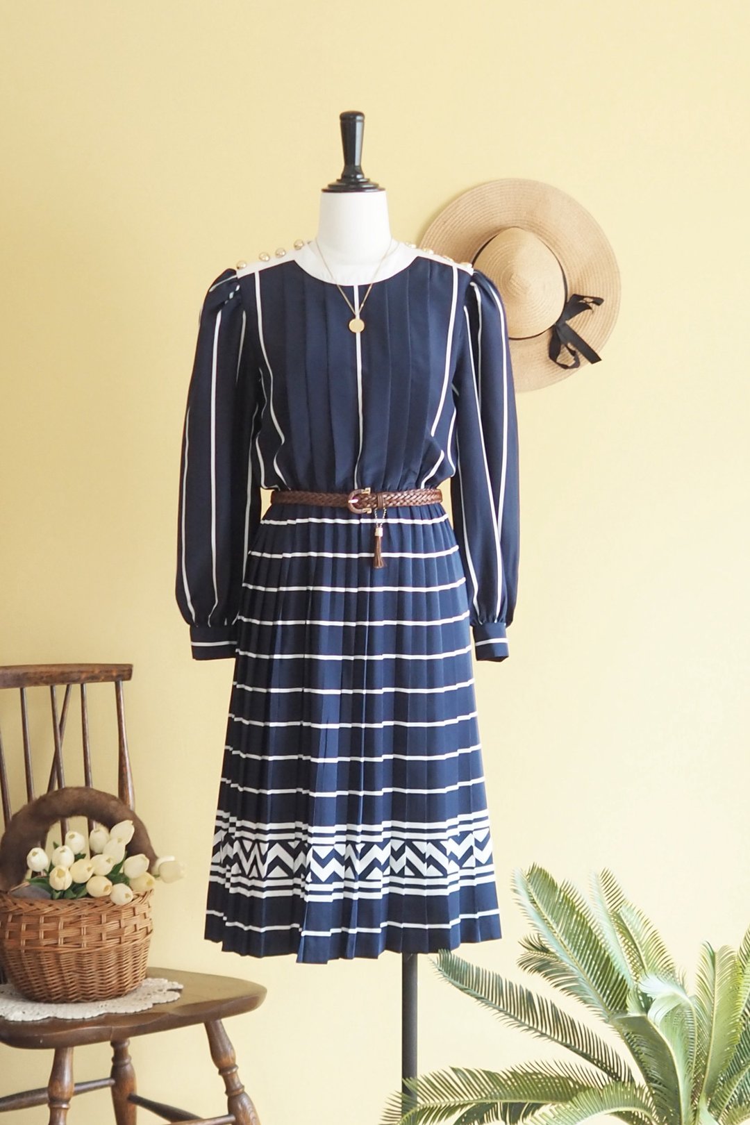 VINTAGE Navy dress, Stripe pattern, size L - 洋装/连衣裙 - 聚酯纤维 蓝色